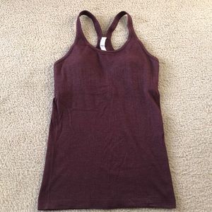 Lululemon maroon ribbed tank size 8
